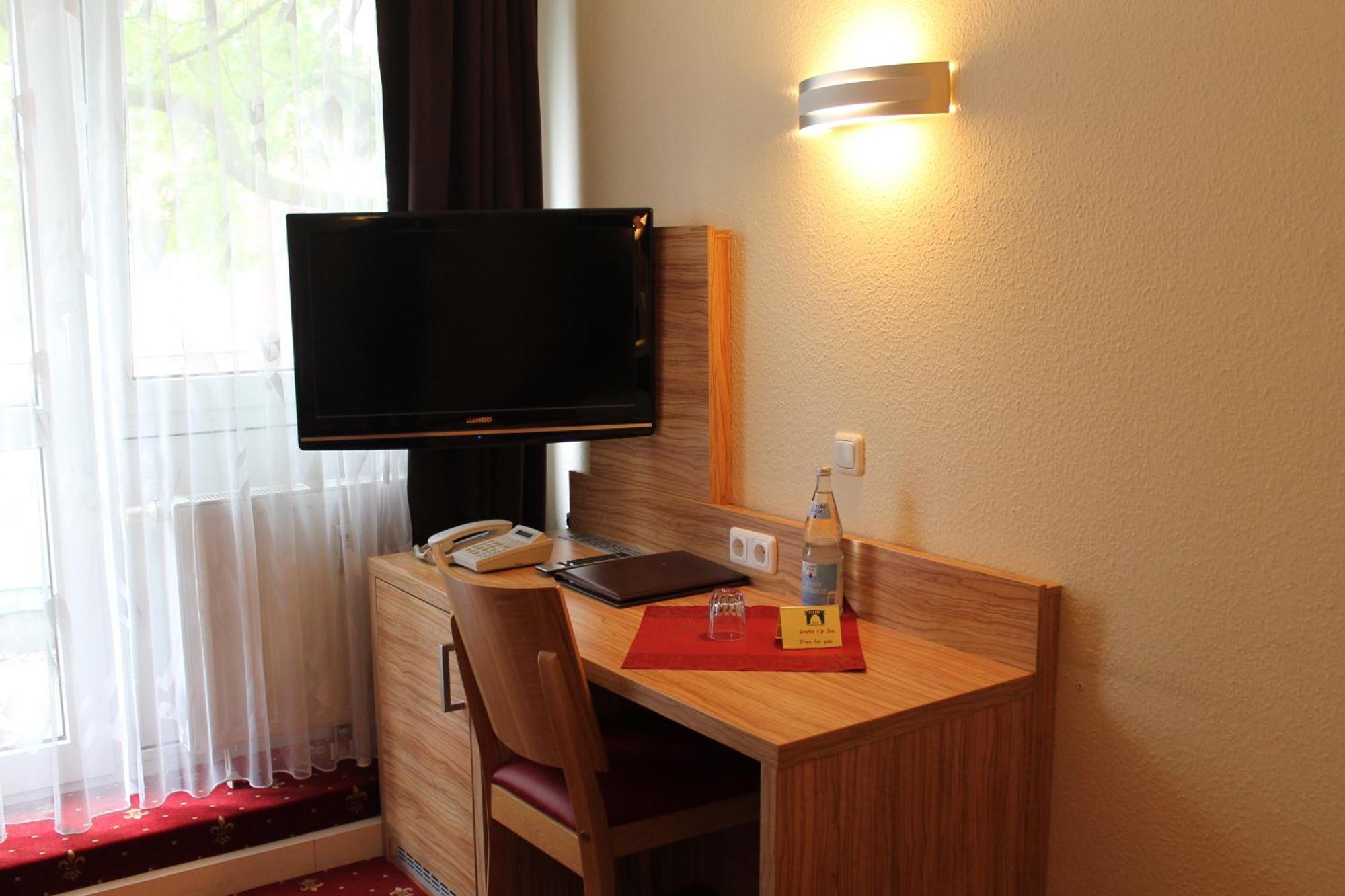 Hotel Harburger Hof Hamburg Bagian luar foto